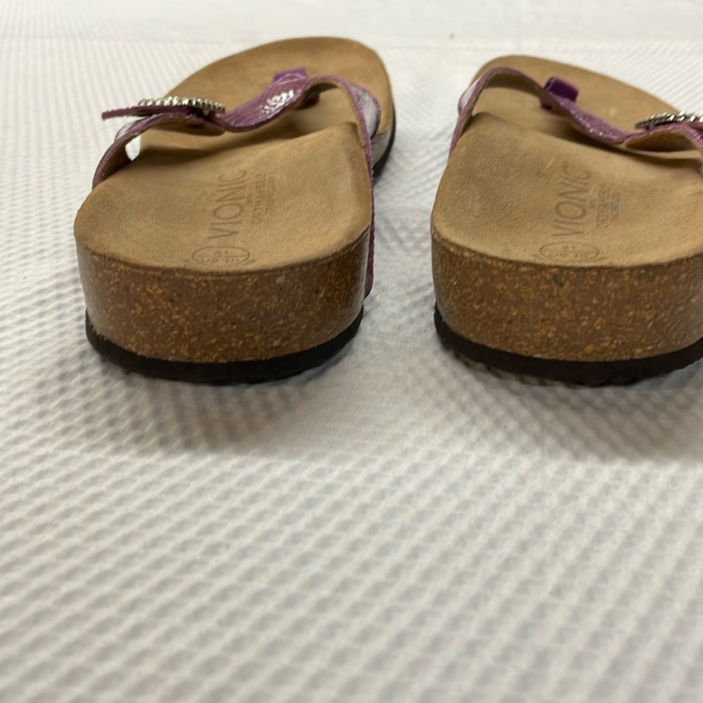 Vionic Women's Purple Sandals - Picture 7 of 9